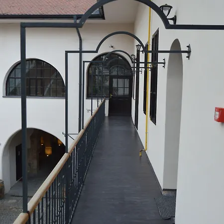 1568 Guest house