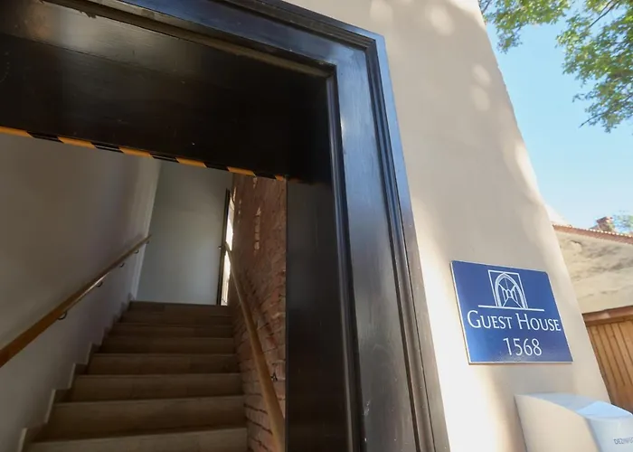 בית הארחה 1568 3*